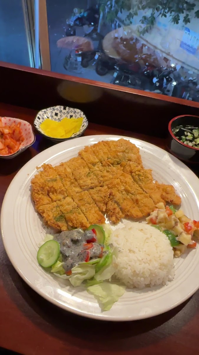 Mỳ Nhật Ramen Restaurant-2